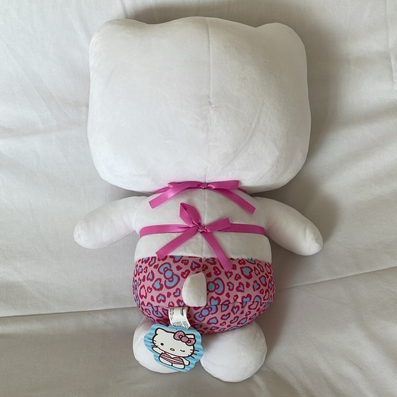 Hello Kitty Rare Swimsuit Plush - Picture 2 of 10
